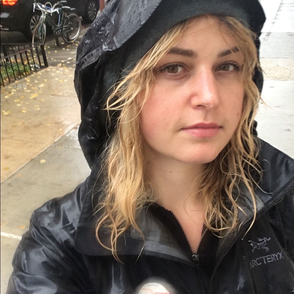 Meet your Posher, Emma